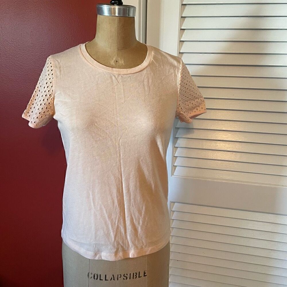 J CREW | light peach short mesh sleeve t shirt XS